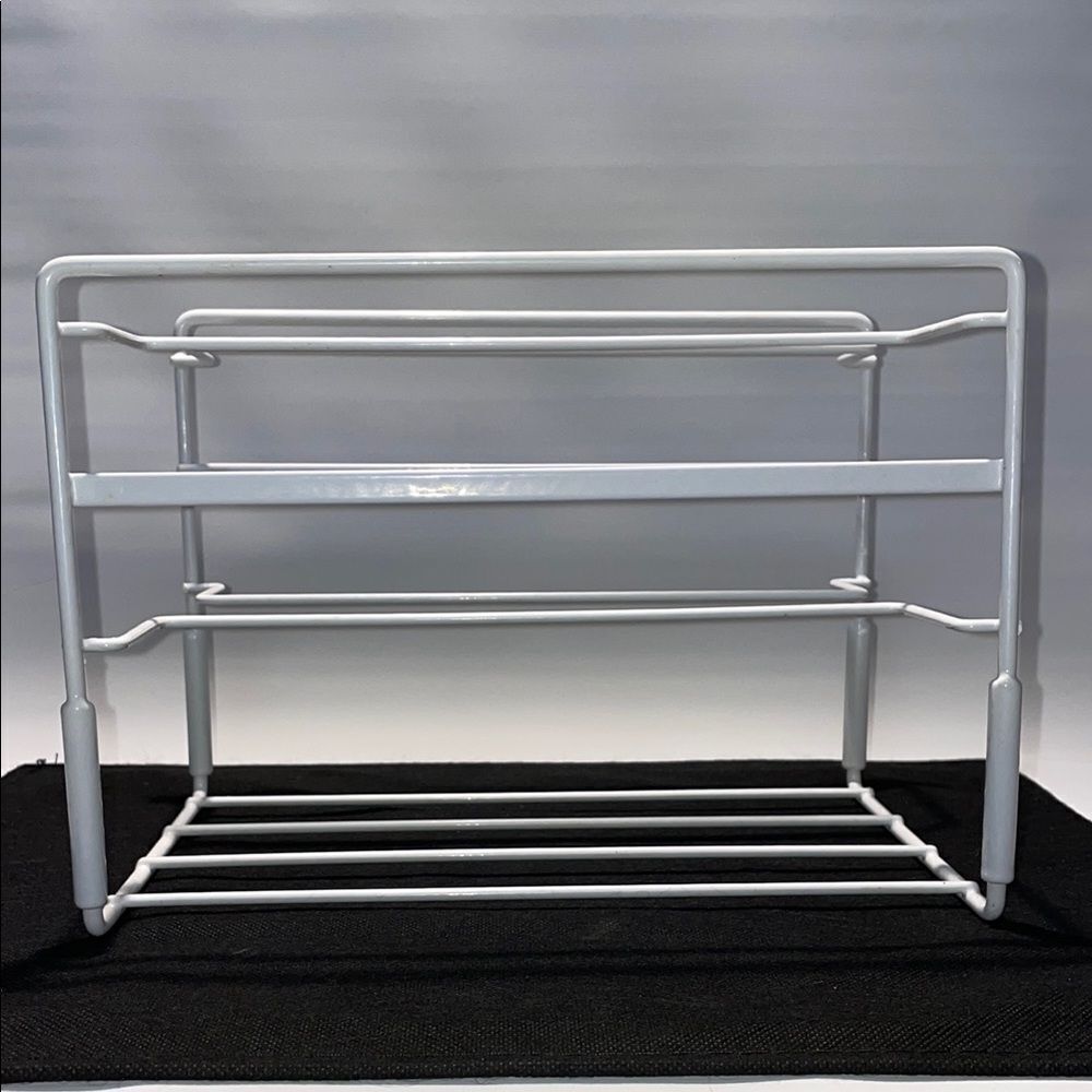 White Metal Storage Rack - Picture 4 of 5